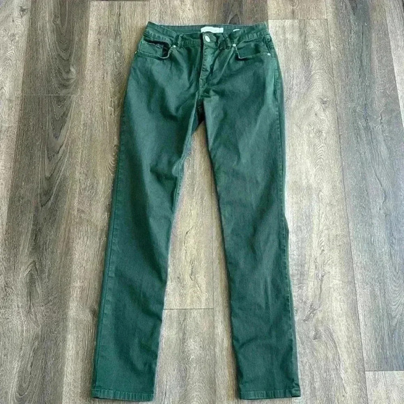 Beija Flor Jennifer Skinny pants.  Women’s size 6. - Picture 1 of 7